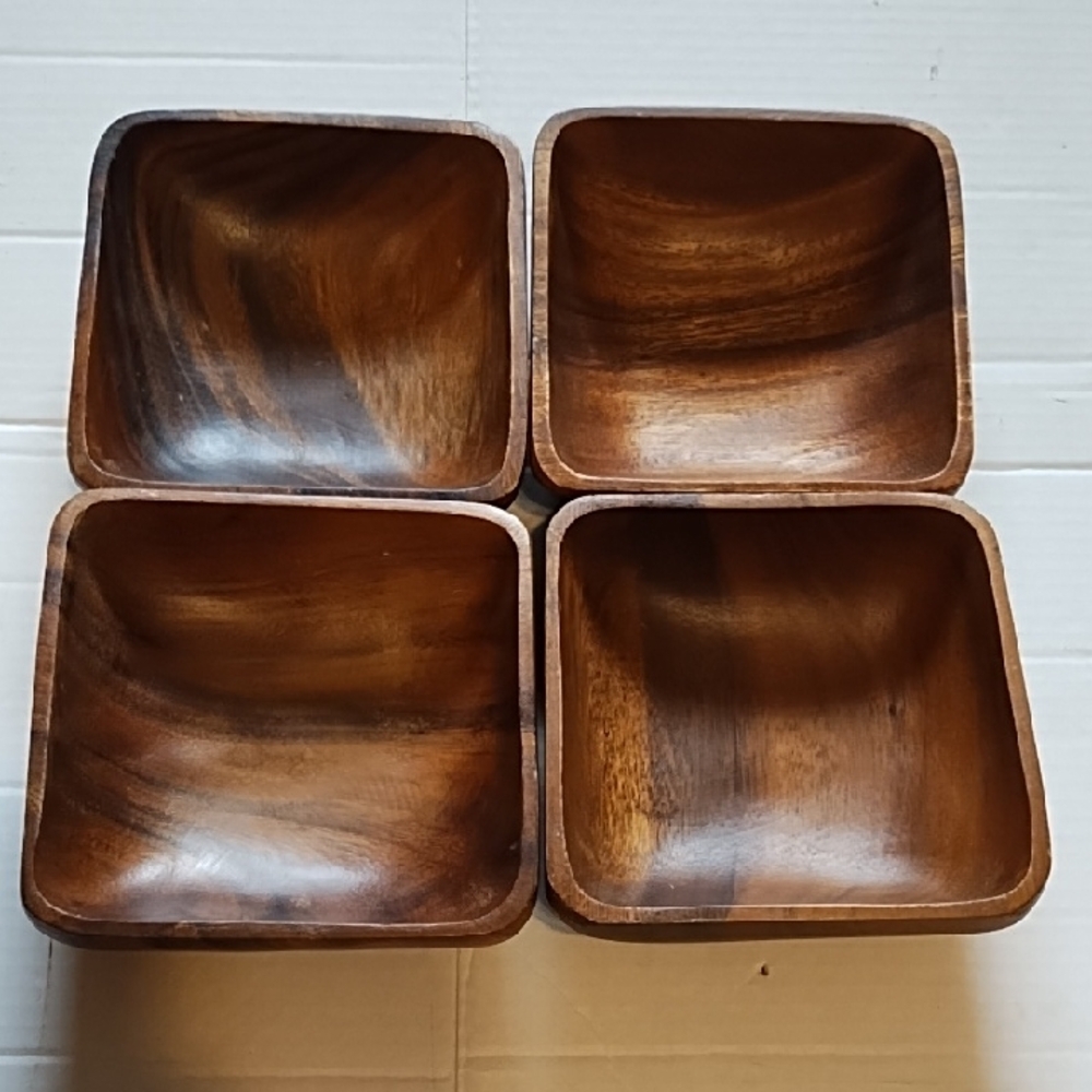 Wooden Square Bowls ( Set Of 4)